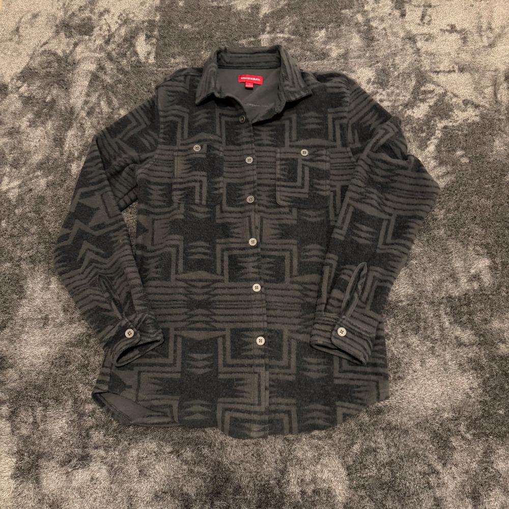 Unionbay Mens Small Fleece Button Down Shirt Aztec Geometric Charcoal Gray Black